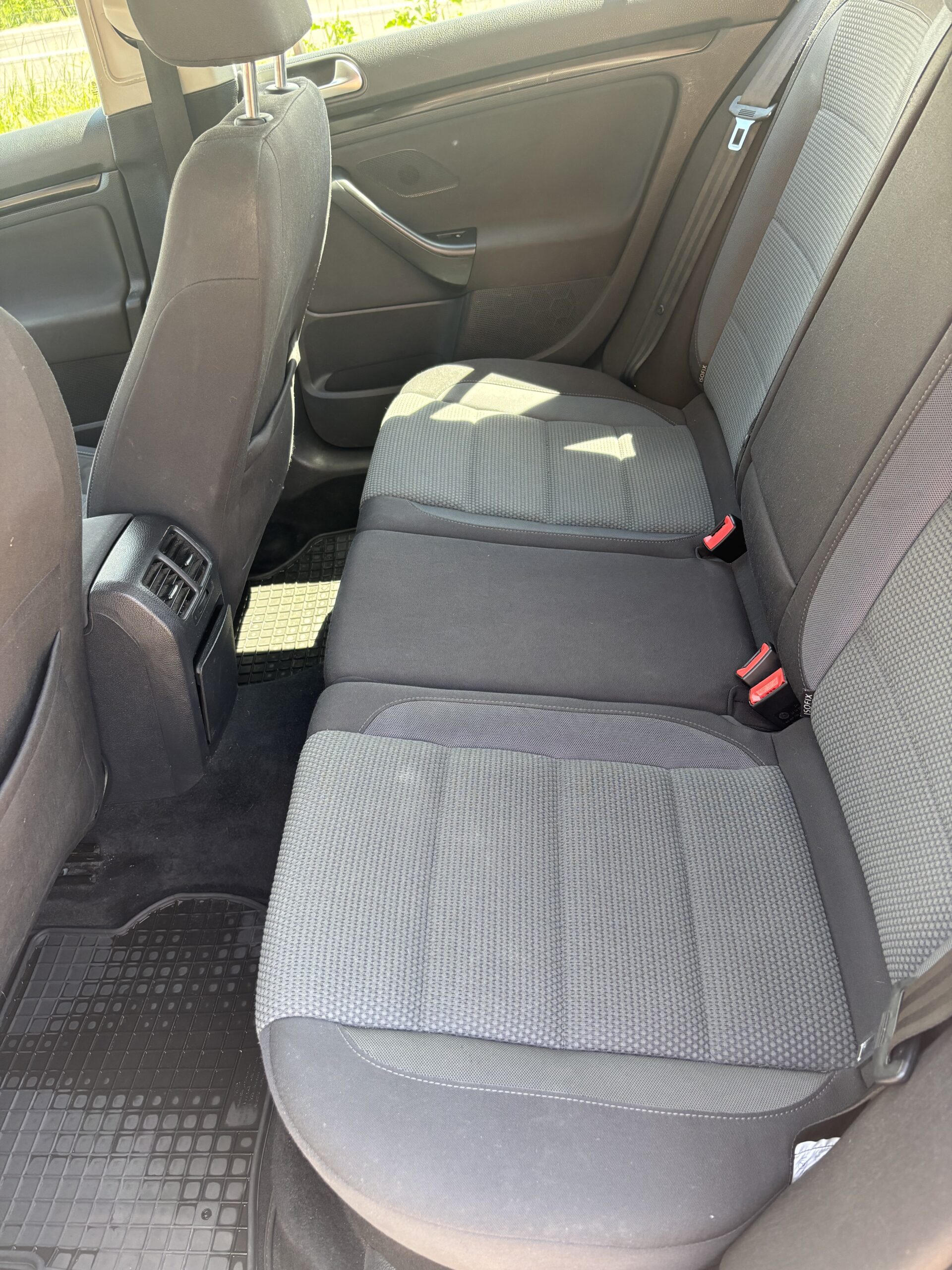 VW Golf 6,1.6 D,an2011 – foto 12