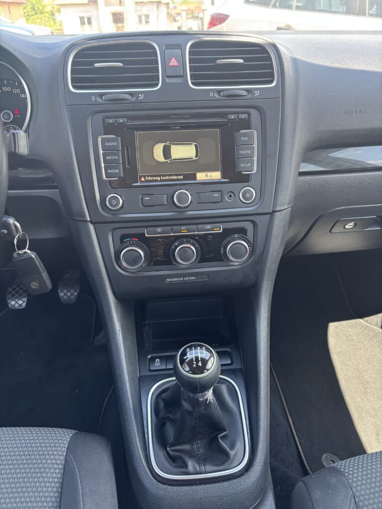VW Golf 6,1.6 D,an2011 – foto 9
