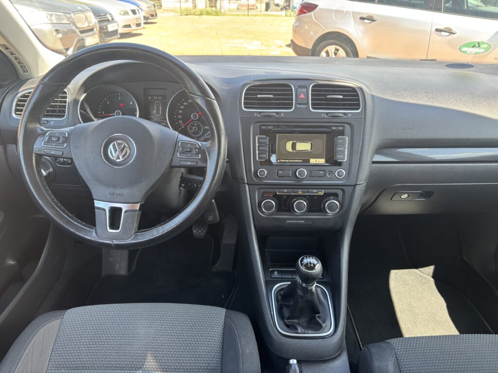 VW Golf 6,1.6 D,an2011 – foto 7