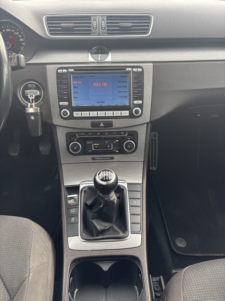 Vw Passat 1.6D,an 2011 – foto 9
