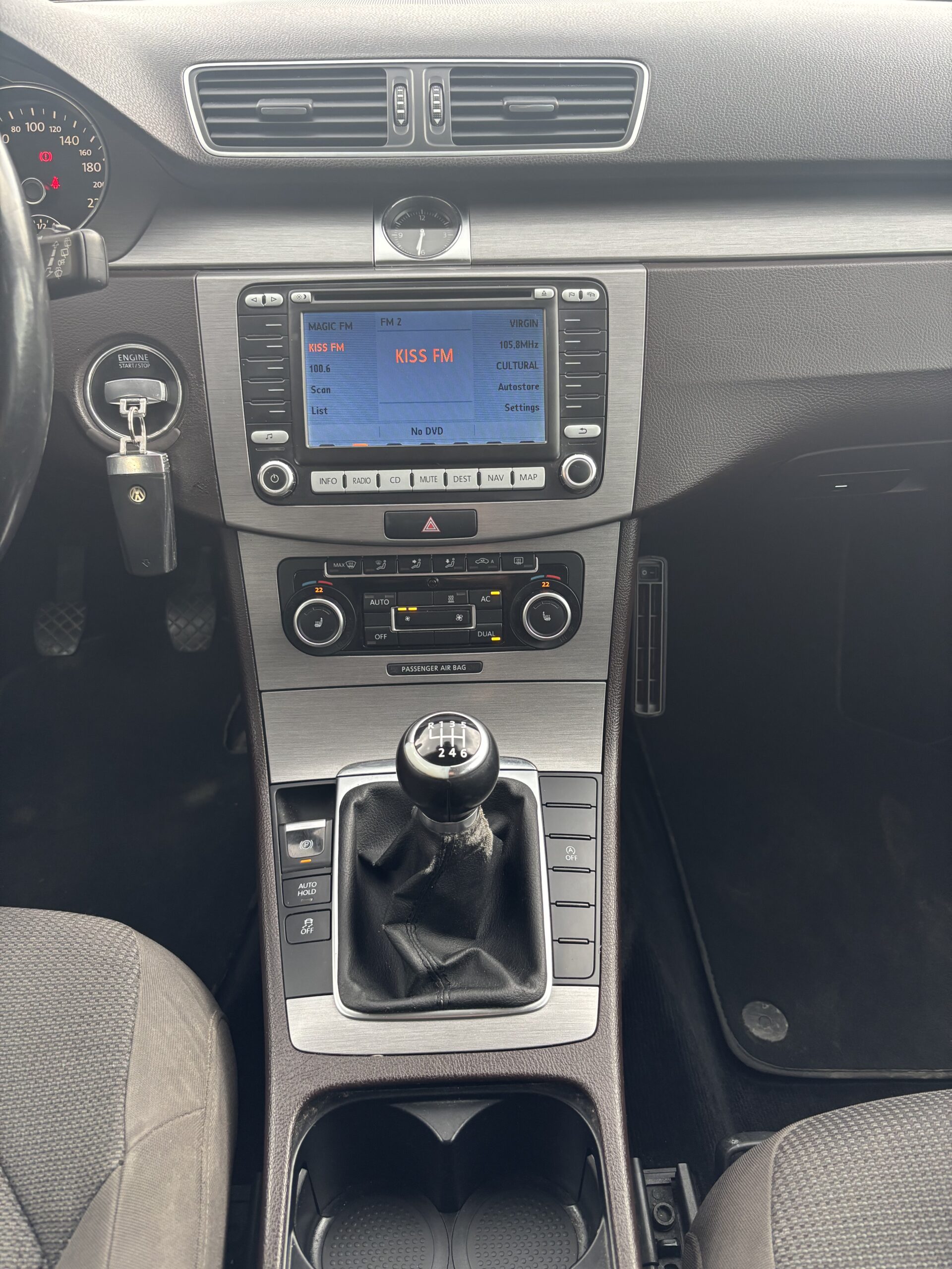 Vw Passat 1.6D,an 2011 – foto 9