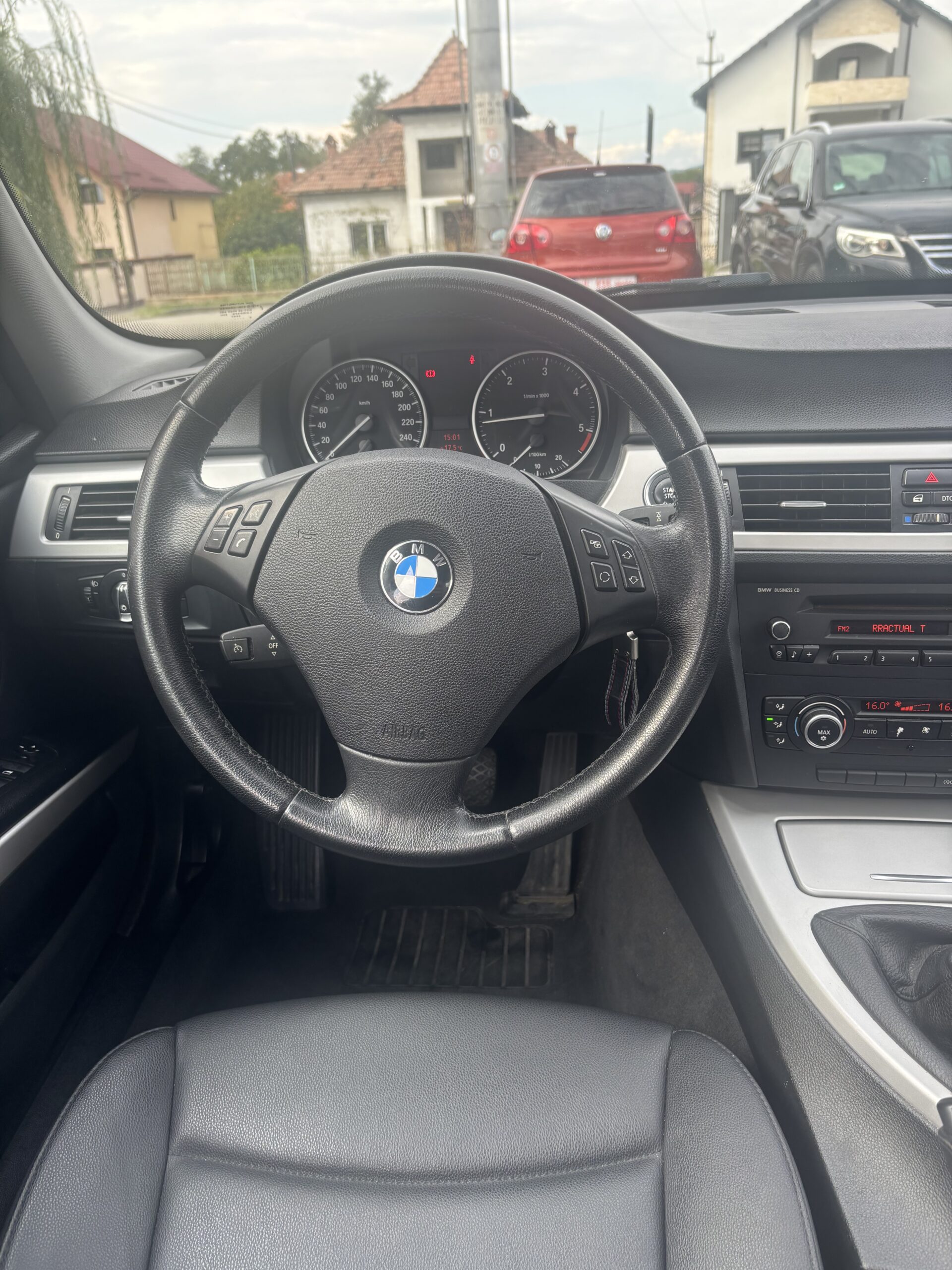 BMW 320 Diesel,an 2010,Manuala – foto 10