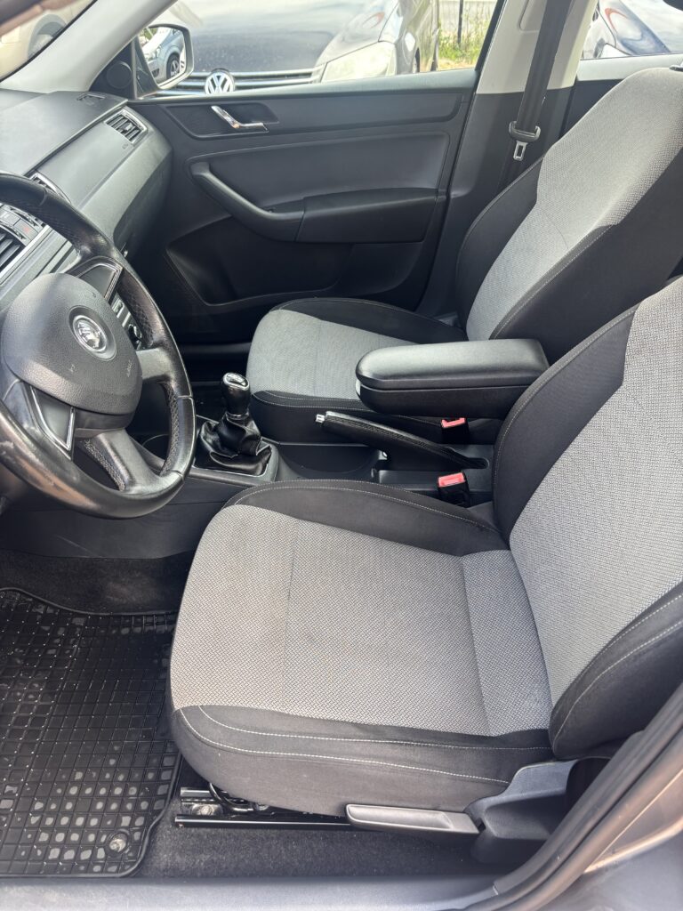 Skoda Rapid,1.6D,an 2012 – foto 10