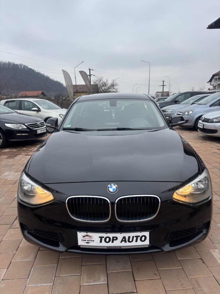 BMW SERIA 1 116 Benzină an 2012 – foto 3