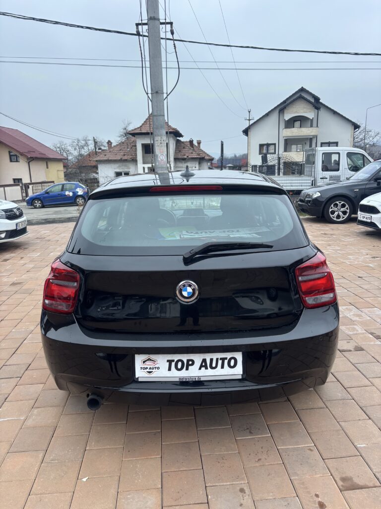 BMW SERIA 1 116 Benzină an 2012 – foto 4