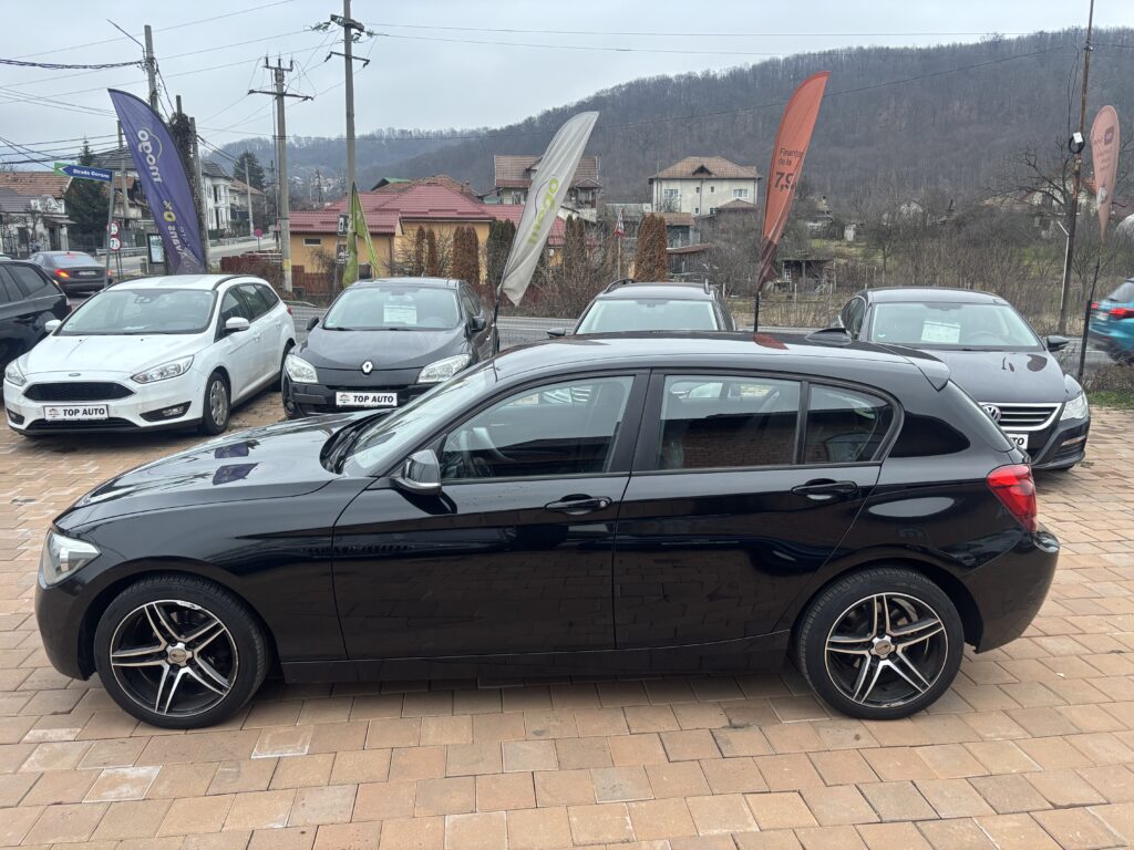 BMW SERIA 1 116 Benzină an 2012 – foto 5