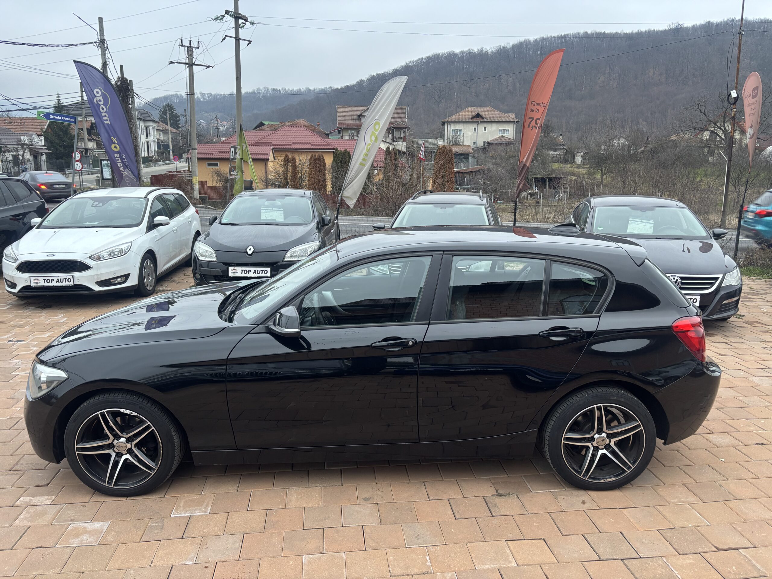 BMW SERIA 1 116 Benzină an 2012 – foto 5