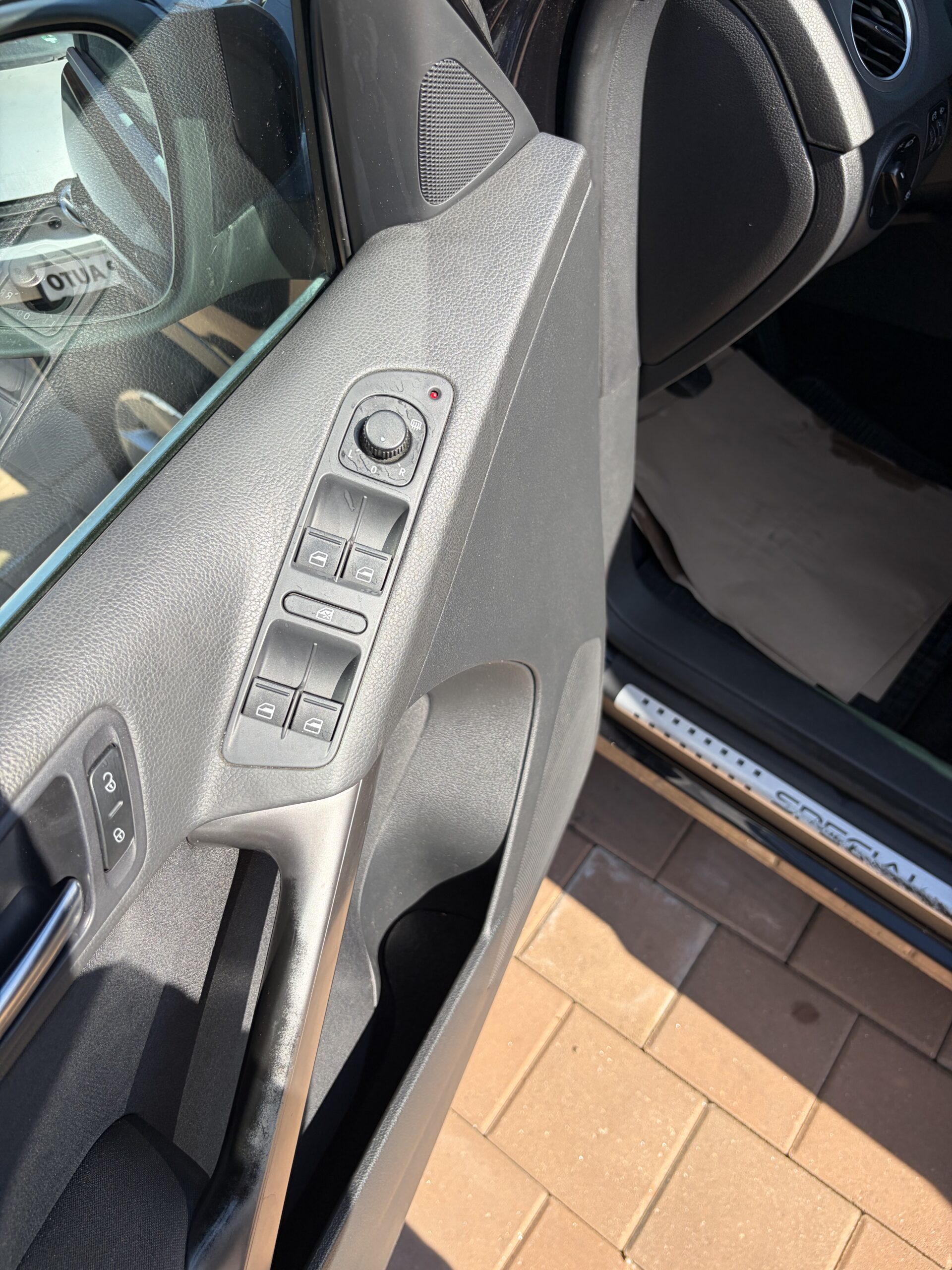 VW tiguan 2.0D an 2010 – foto 11