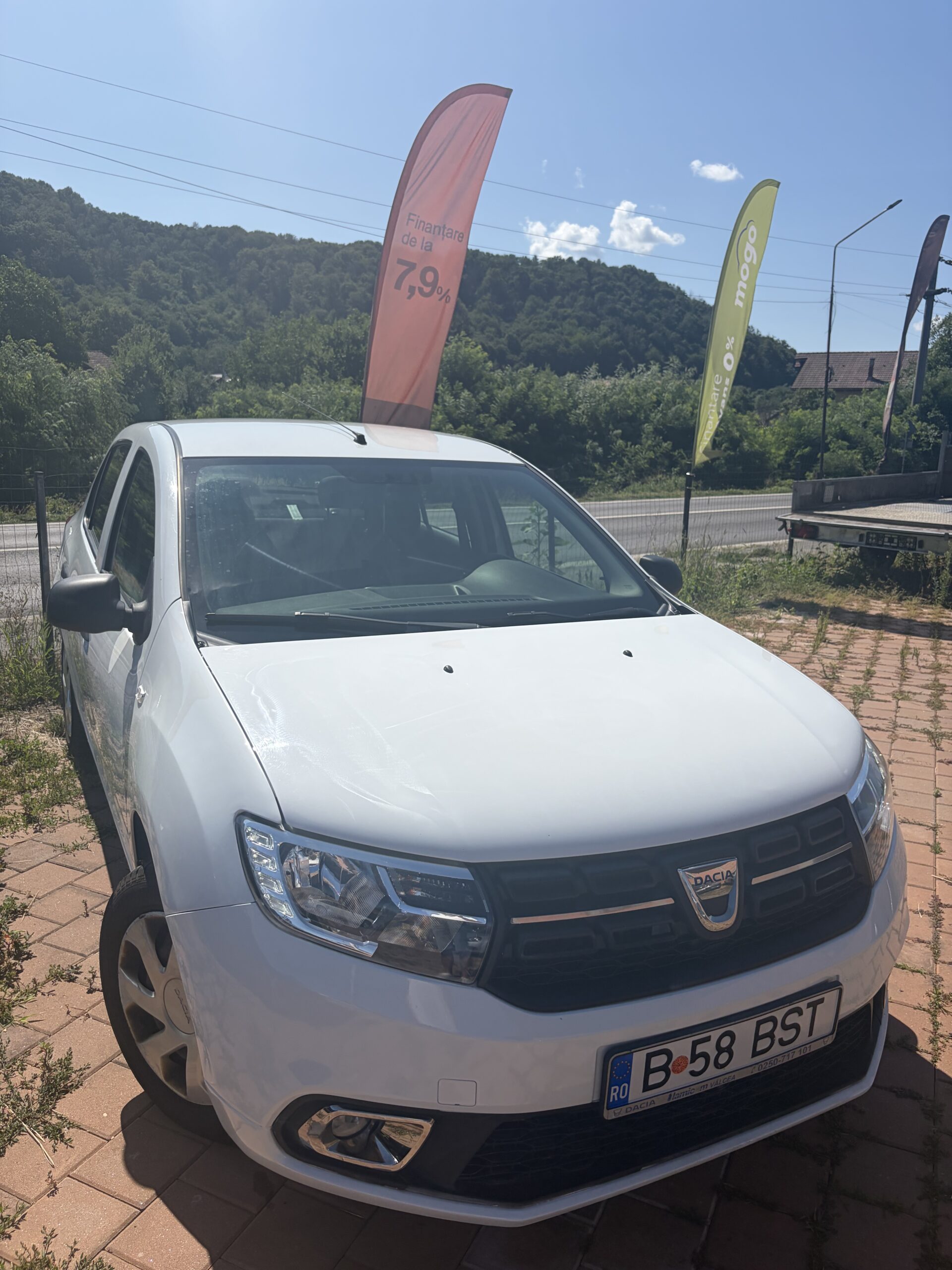 Dacia Logan – foto 2